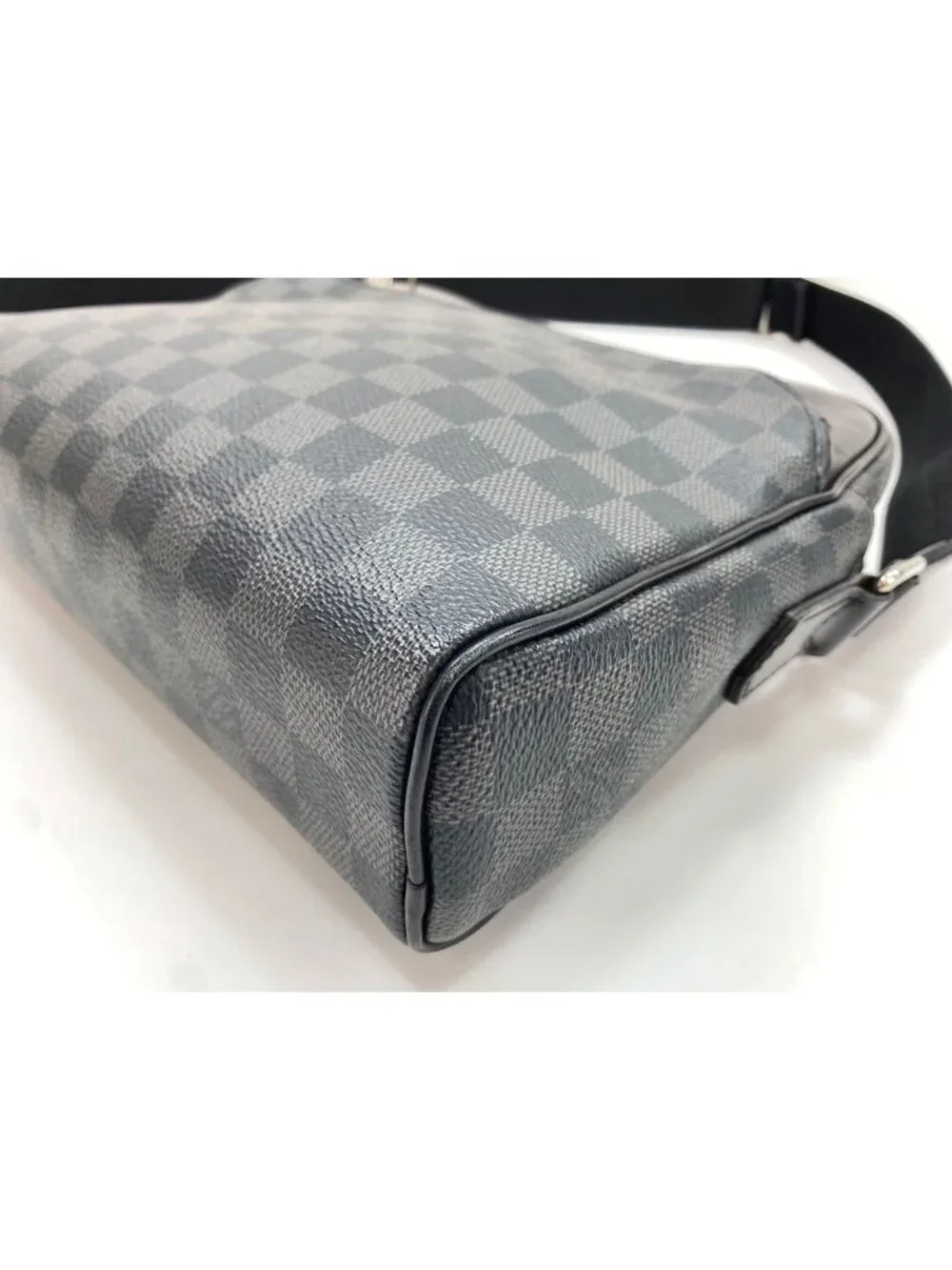 Louis Vuitton Shoulder Bag Damier Graphite Dayton PM